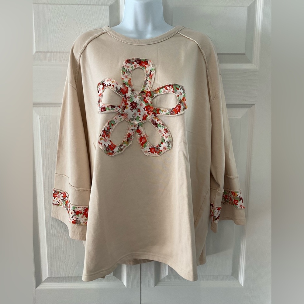 Easel Flower Patchwork Terry Knit Top